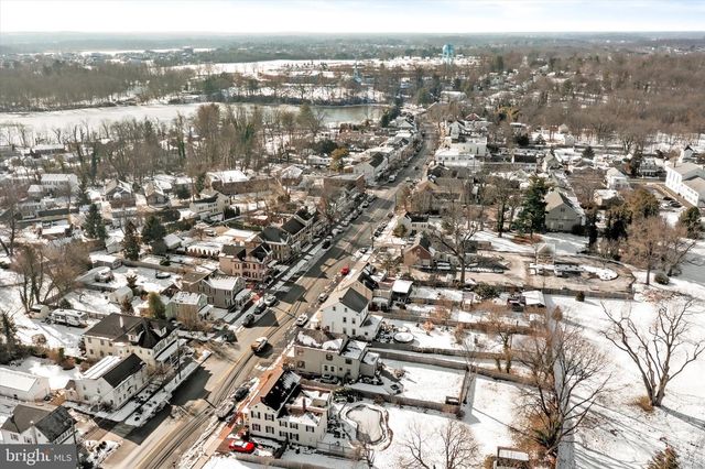 34 N MAIN STREET, Allentown, NJ 08501