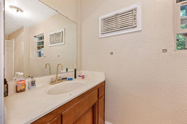 456 Greenwood Dr, Meadow Vista, CA 95722