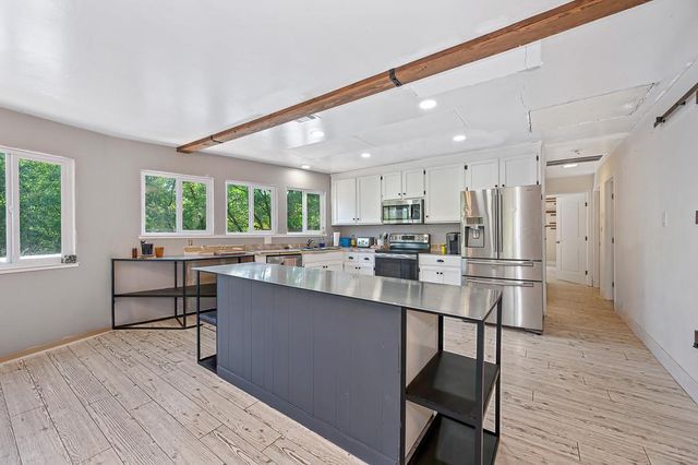 456 Greenwood Dr, Meadow Vista, CA 95722