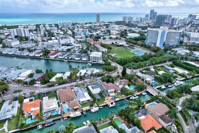 7724 Hawthorne Avenue, Miami Beach, FL 33141