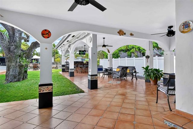 7724 Hawthorne Avenue, Miami Beach, FL 33141