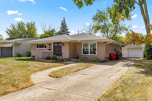 17245 Lee Street, Southfield, MI 48075