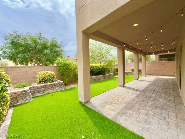 11310 Quantum Brooks Street, Las Vegas, NV 89183