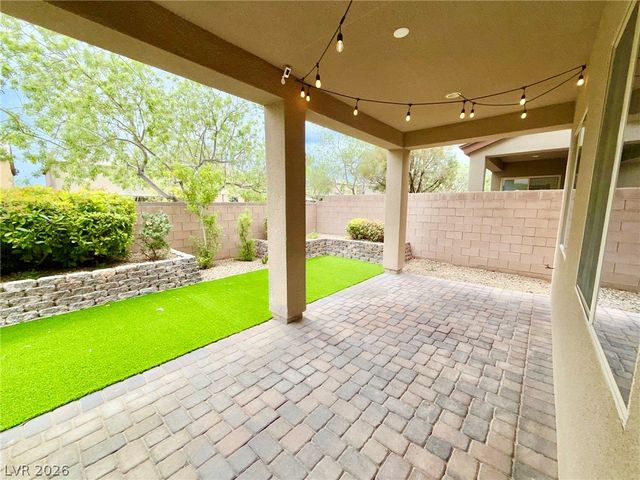 11310 Quantum Brooks Street, Las Vegas, NV 89183