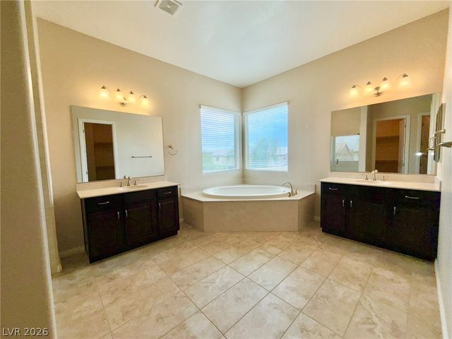 11310 Quantum Brooks Street, Las Vegas, NV 89183
