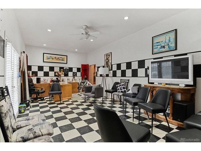 6601 E 71st Ave, Commerce City, CO 80022