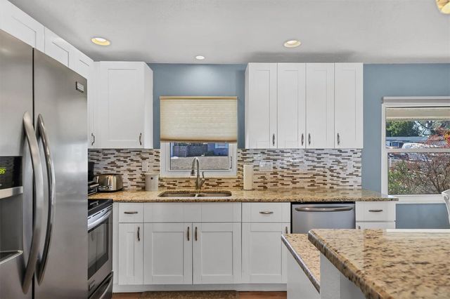 3425 FAIRVIEW DRIVE, Sarasota, FL 34239