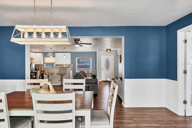 3425 FAIRVIEW DRIVE, Sarasota, FL 34239