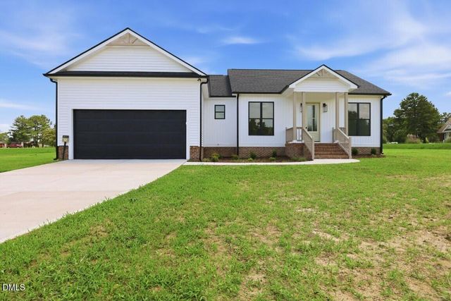 5601 Martys Court, Bailey, NC 27807