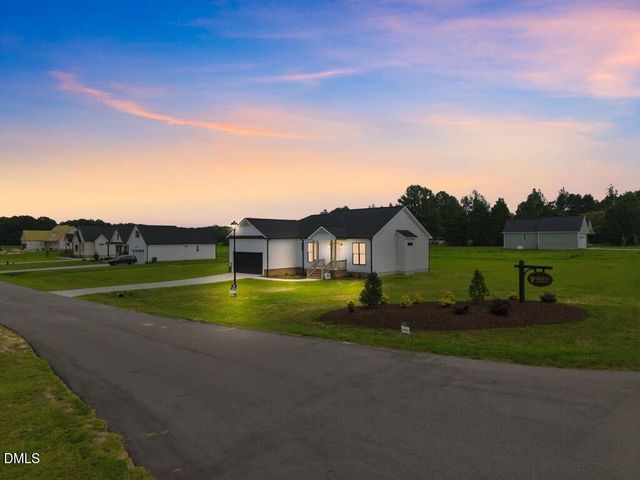 5601 Martys Court, Bailey, NC 27807