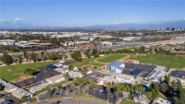 1616 Iowa C, Costa Mesa, CA 92626