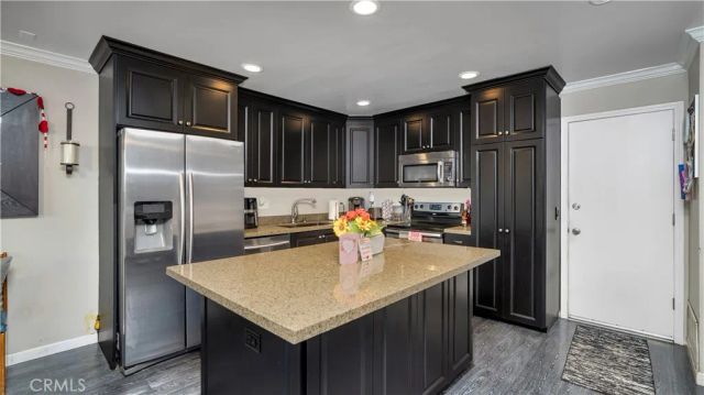 1616 Iowa C, Costa Mesa, CA 92626