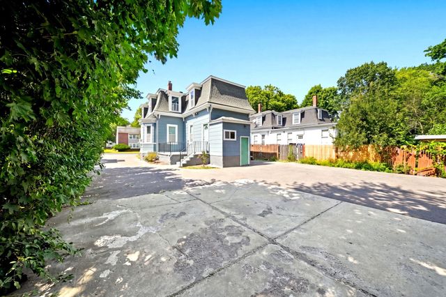 113 Pierce 2, Boston, MA 02136