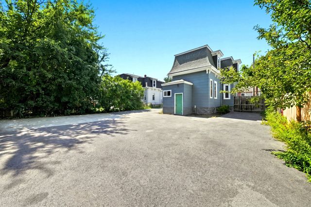 113 Pierce 2, Boston, MA 02136