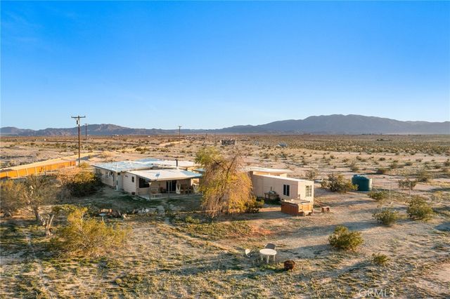 3910 Gayley Lane, 29 Palms, CA 92277