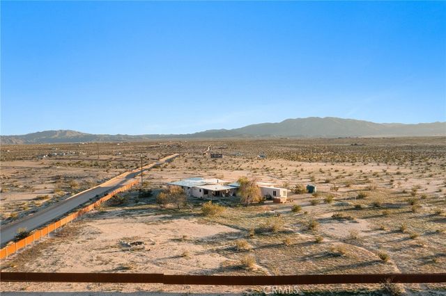 3910 Gayley Lane, 29 Palms, CA 92277