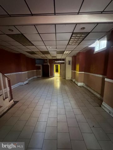 206 S BROADWAY, Baltimore, MD 21231