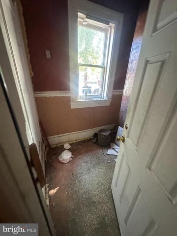 206 S BROADWAY, Baltimore, MD 21231