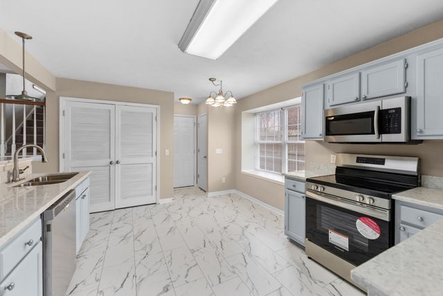 117 Breakwater Bay, Hermitage, TN 37076