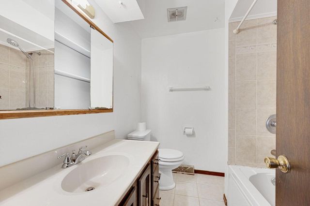 N52W23799 Parkview DRIVE, Lisbon, WI 53089