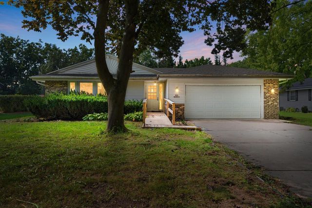 N52W23799 Parkview DRIVE, Lisbon, WI 53089