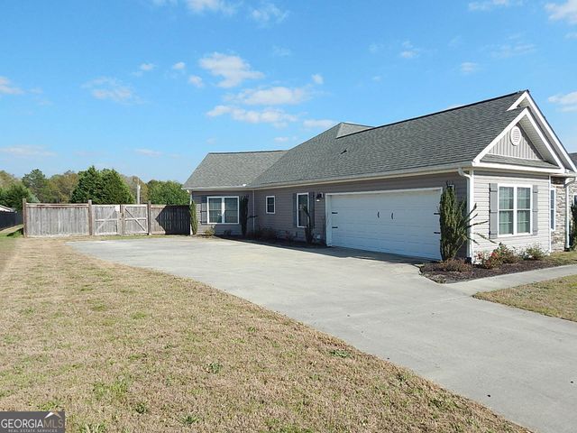 907 Cliett Road, Byron, GA 31008