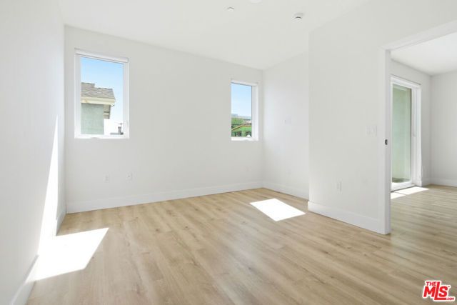 5657 Virginia Avenue 302, Los Angeles, CA 90038