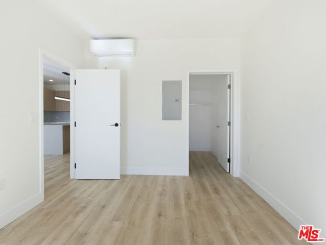 5657 Virginia Avenue 302, Los Angeles, CA 90038