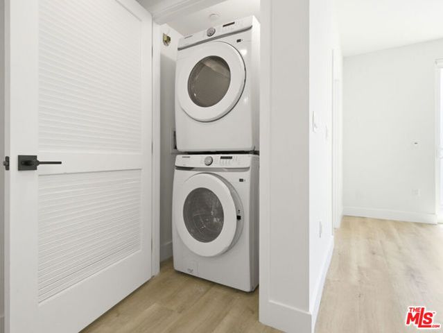 5657 Virginia Avenue 302, Los Angeles, CA 90038