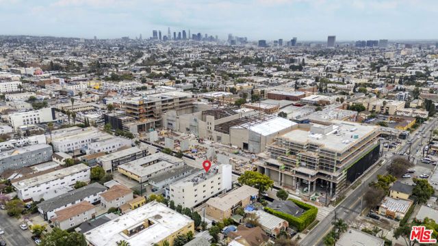 5657 Virginia Avenue 302, Los Angeles, CA 90038