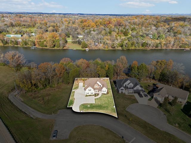 104 Wayward Pt, Gallatin, TN 37066