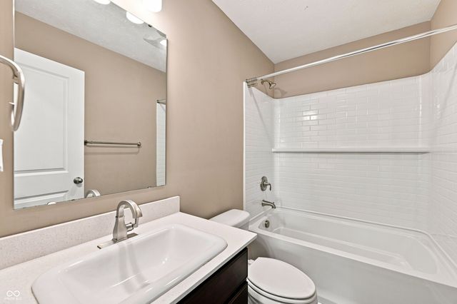 1728 Gordon Drive, Greenwood, IN 46143