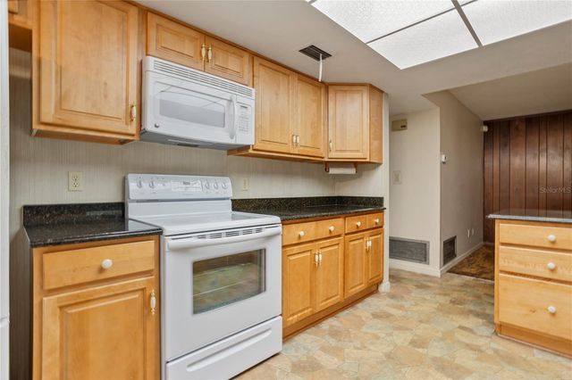 7529 VILLAGE GREEN DRIVE, Winter Park, FL 32792