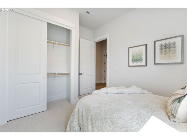 5199 N BENTON Dr L152, Camas, WA 98607