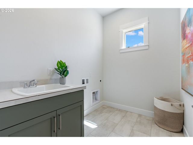 5199 N BENTON Dr L152, Camas, WA 98607