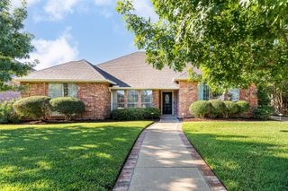 6802 Mt Vernon Court, Arlington, TX 76017