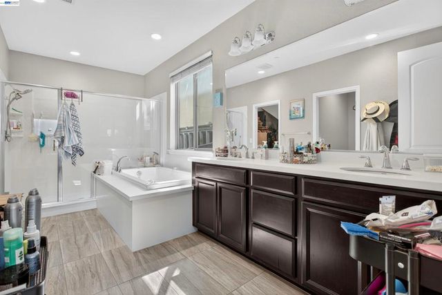 1787 Branson Court, Lathrop, CA 95330