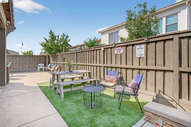 1787 Branson Court, Lathrop, CA 95330