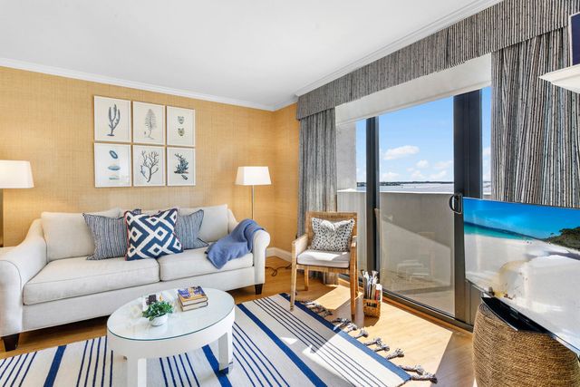 1200 S Flagler Drive 606, West Palm Beach, FL 33401