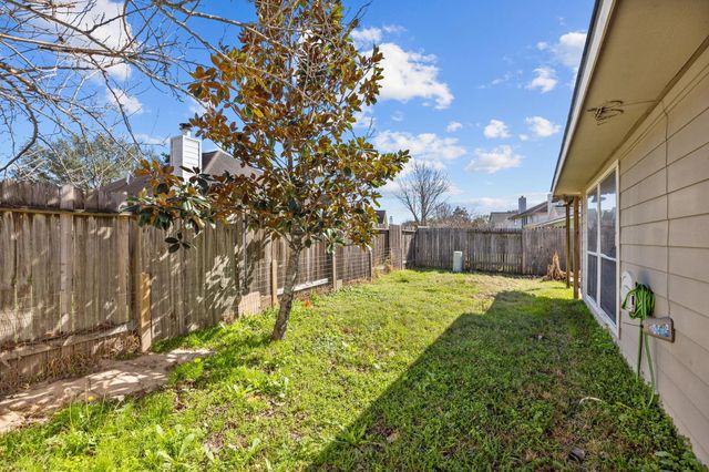 7206 Hollow Field Lane, Cypress, TX 77433