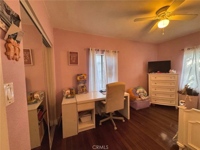 220 W Kendall, Corona, CA 92882