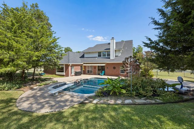15175 Markout Central, Forney, TX 75126