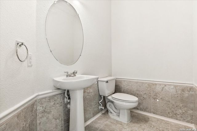 30 Amber Frst, San Antonio, TX 78232