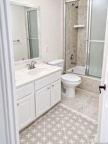 30 Amber Frst, San Antonio, TX 78232