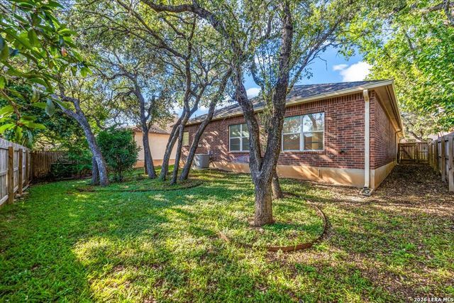 30 Amber Frst, San Antonio, TX 78232