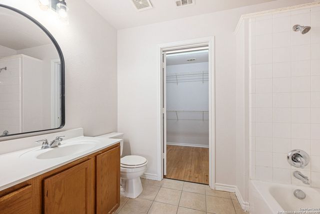 2735 Moon Rock, Converse, TX 78109