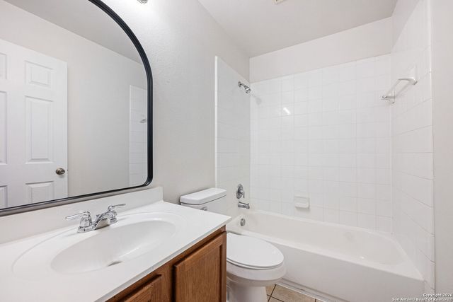 2735 Moon Rock, Converse, TX 78109