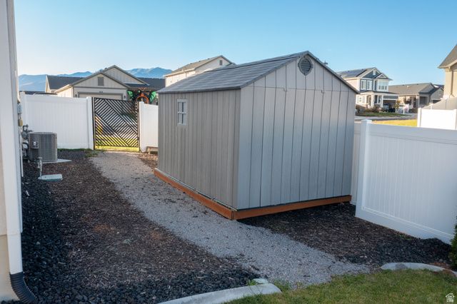 6078 N WHITE ROCK RD, Eagle Mountain, UT 84005