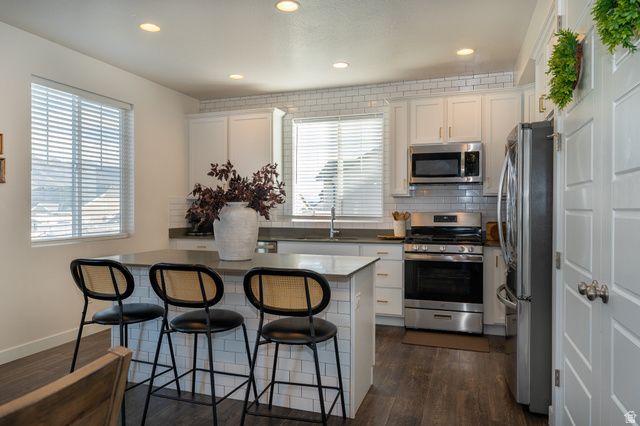 6078 N WHITE ROCK RD, Eagle Mountain, UT 84005