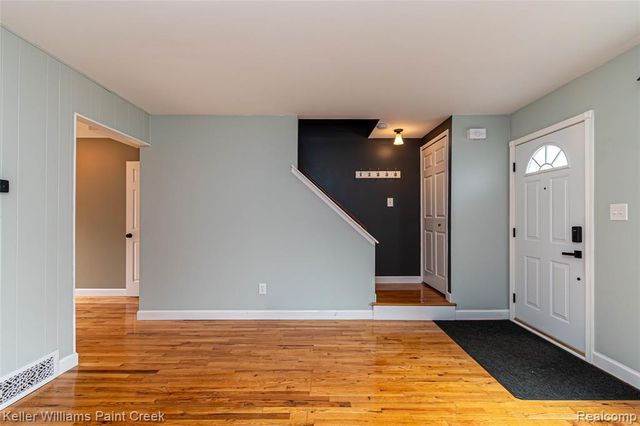 11401 Messmore Rd, Utica, MI 48317